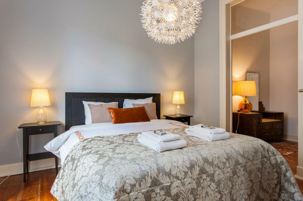 ליסבון Bairro Alto 3 Bedroom Patio Flat! מראה חיצוני תמונה