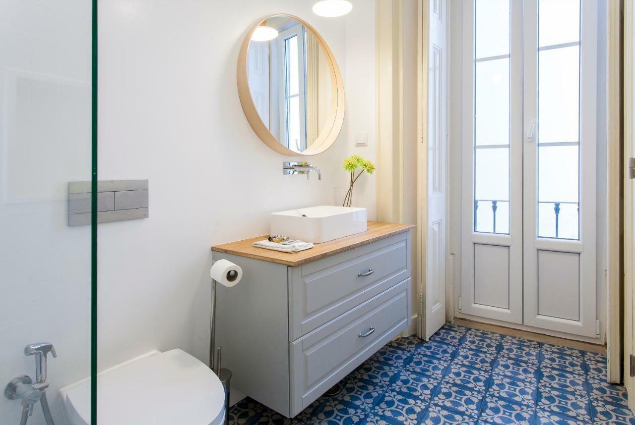 ליסבון Bairro Alto 3 Bedroom Patio Flat! מראה חיצוני תמונה